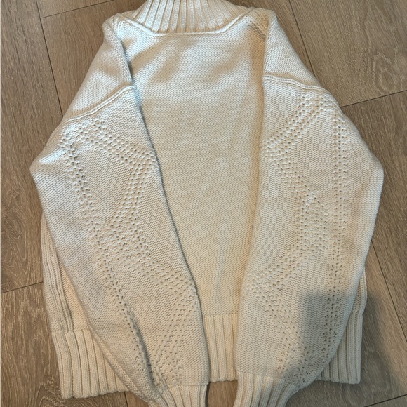 Everlane Cable Knit Sweater (XS) - Picture 2 of 7